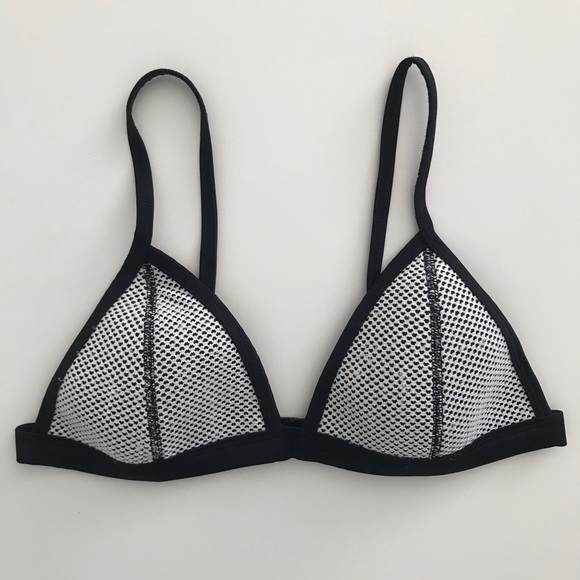 Triangl Bikini - Picture 2 of 8